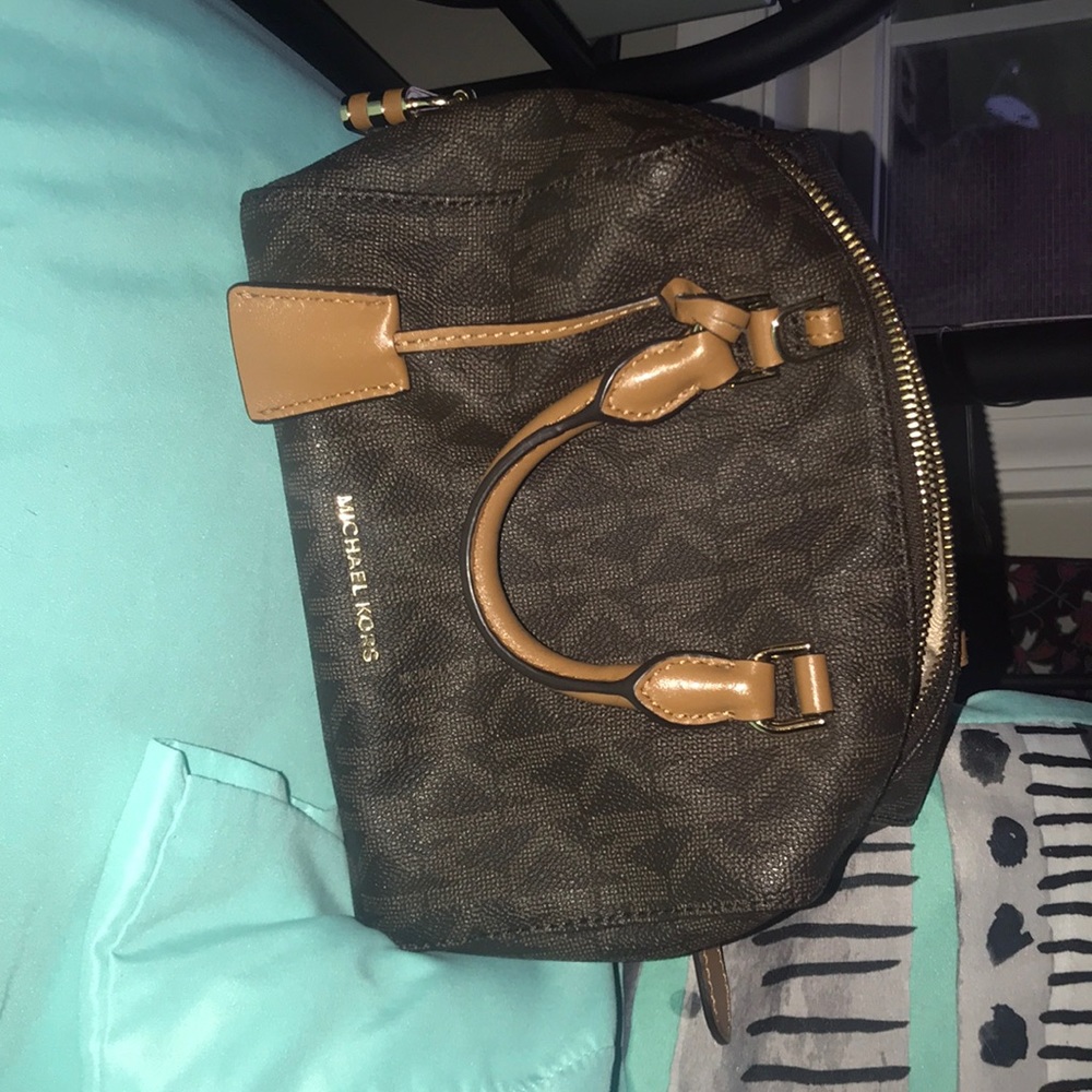 MK Sig Canvas Coated Leather Lock & Kay Crossbody!